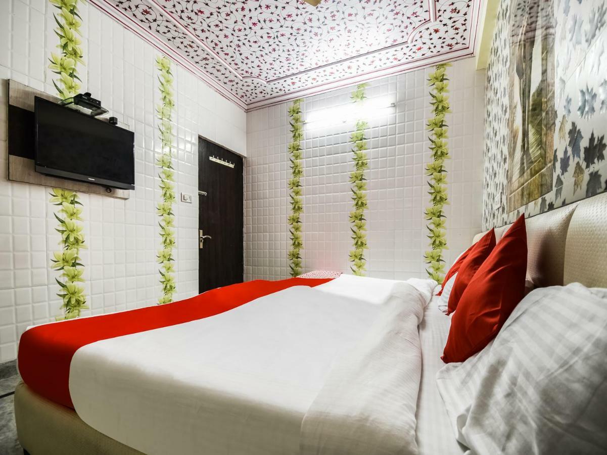 Oyo 48665 Kesar Palace Amer Екстер'єр фото