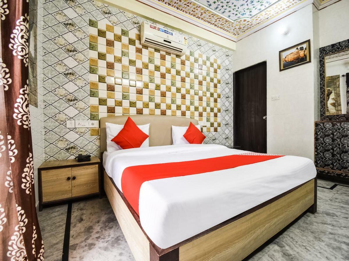 Oyo 48665 Kesar Palace Amer Екстер'єр фото