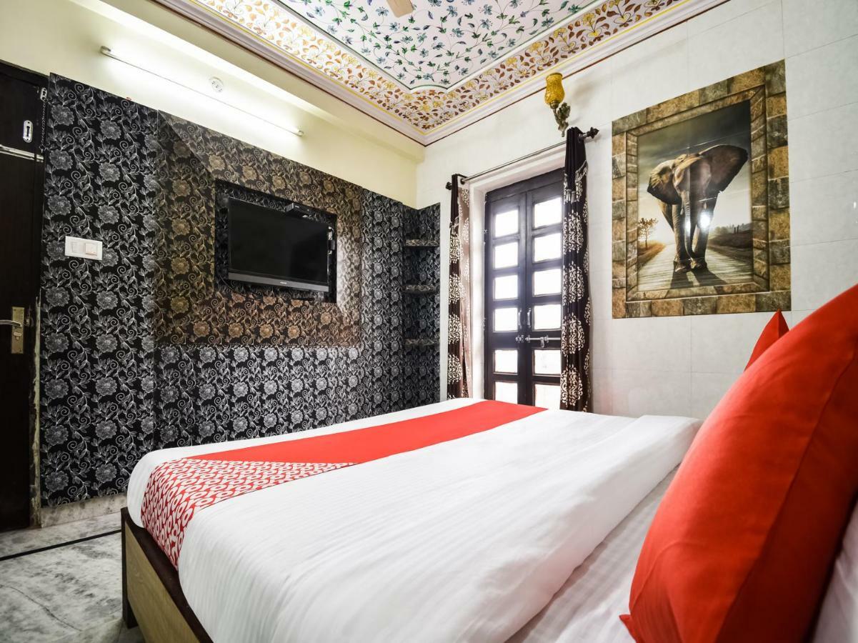 Oyo 48665 Kesar Palace Amer Екстер'єр фото