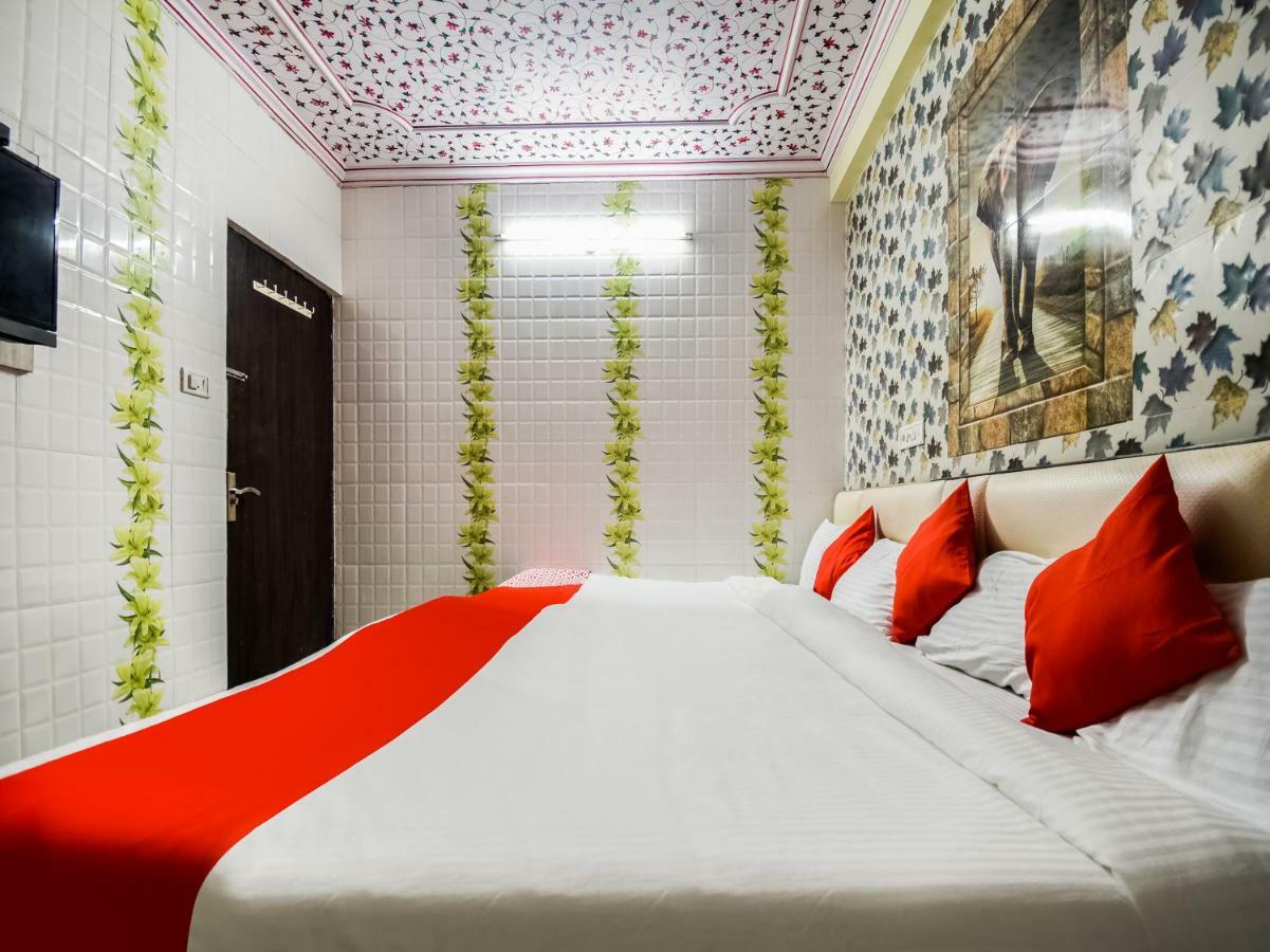 Oyo 48665 Kesar Palace Amer Екстер'єр фото