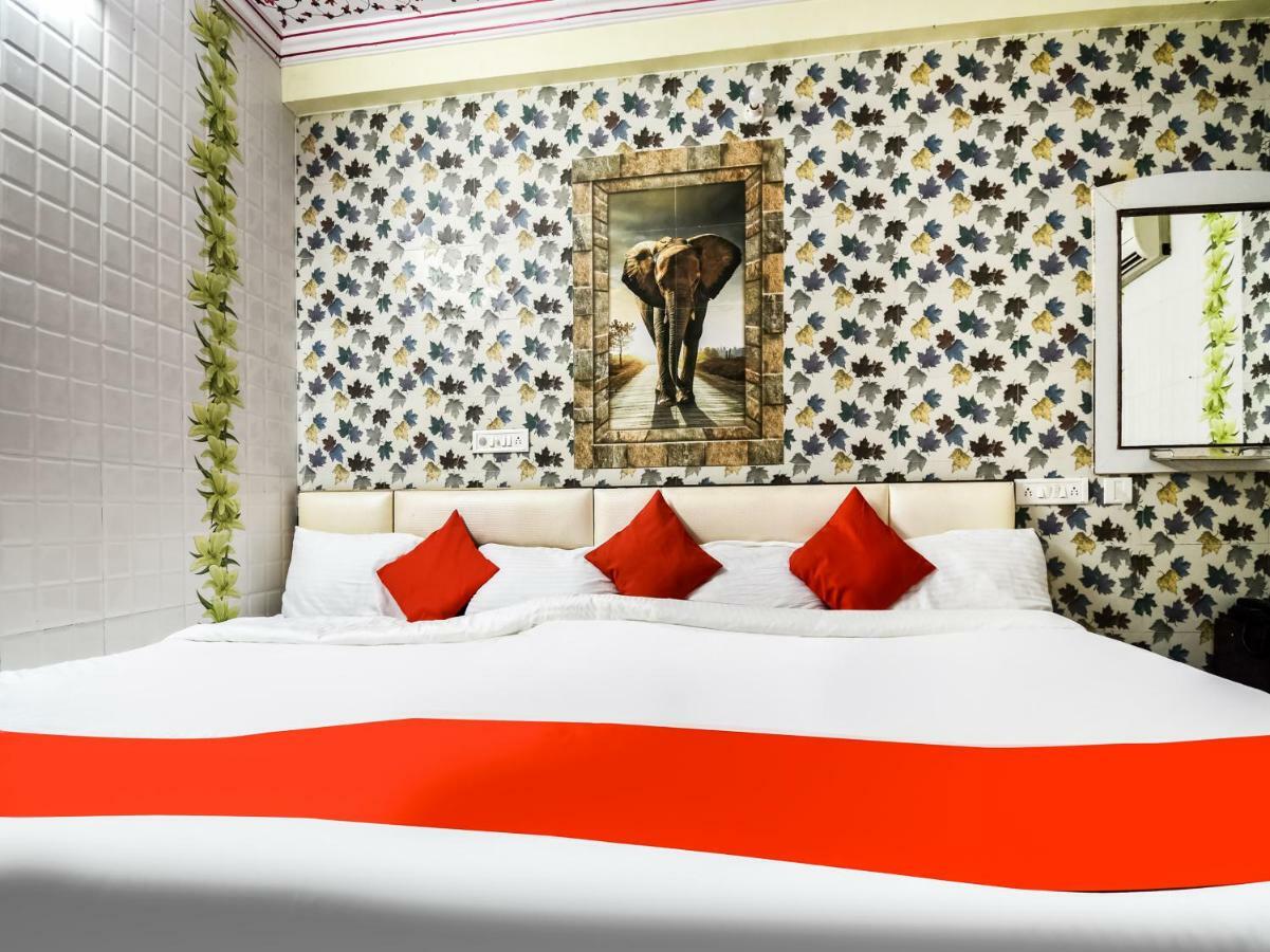 Oyo 48665 Kesar Palace Amer Екстер'єр фото