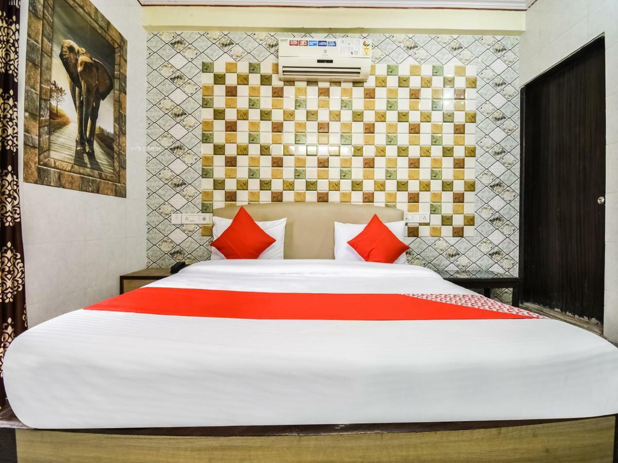 Oyo 48665 Kesar Palace Amer Екстер'єр фото