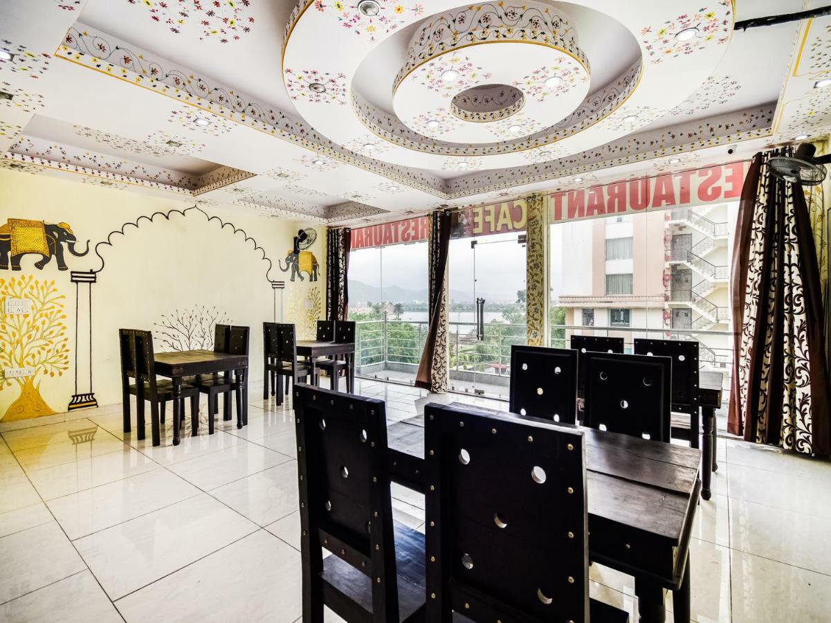 Oyo 48665 Kesar Palace Amer Екстер'єр фото