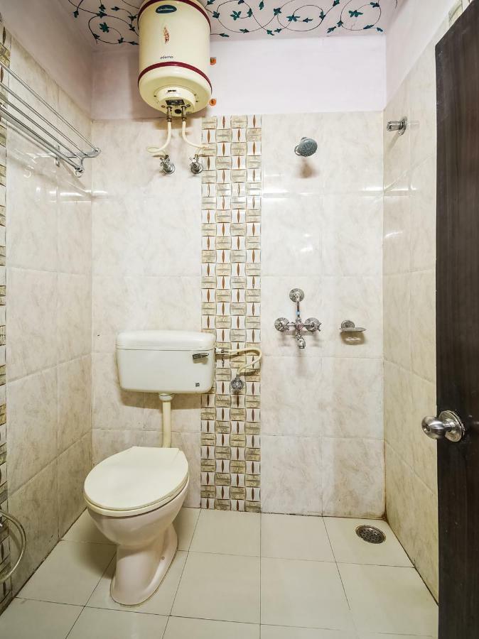 Oyo 48665 Kesar Palace Amer Екстер'єр фото