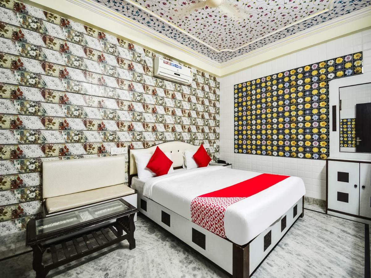 Oyo 48665 Kesar Palace Amer Екстер'єр фото