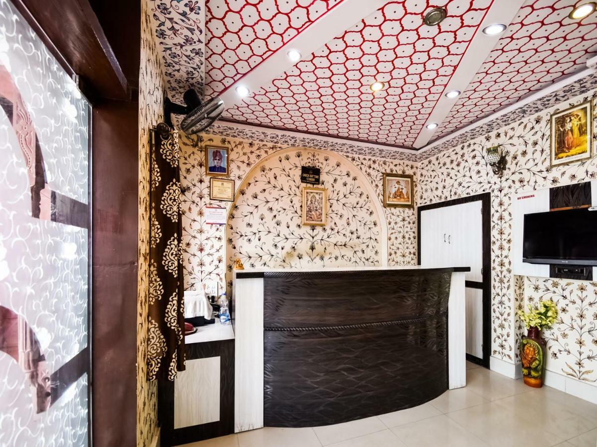 Oyo 48665 Kesar Palace Amer Екстер'єр фото